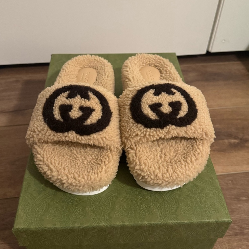 Gucci Shearling Slippers - Picture 2 of 7